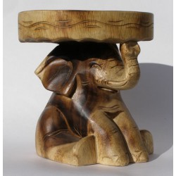 Slon dřevěný stolička