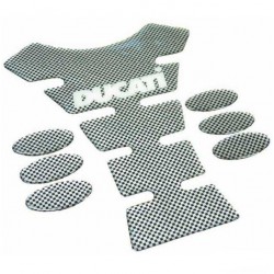 Tankpad carbon s nápisem Ducati